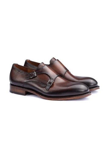 Quality men s shoes Leather jackets accessories online LLOYD Shoes