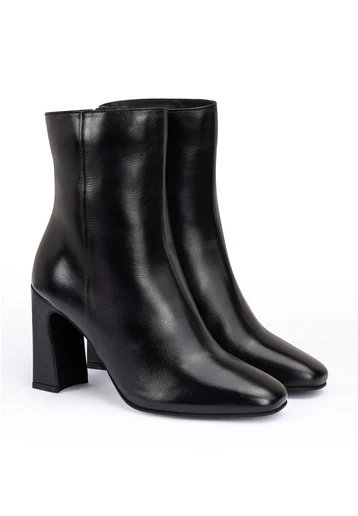 ANKLE BOOT